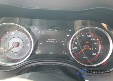 2021 Dodge Charger Scat Pack z USA, uszkodzony, nr VIN 2C3CDXGJXMH675174